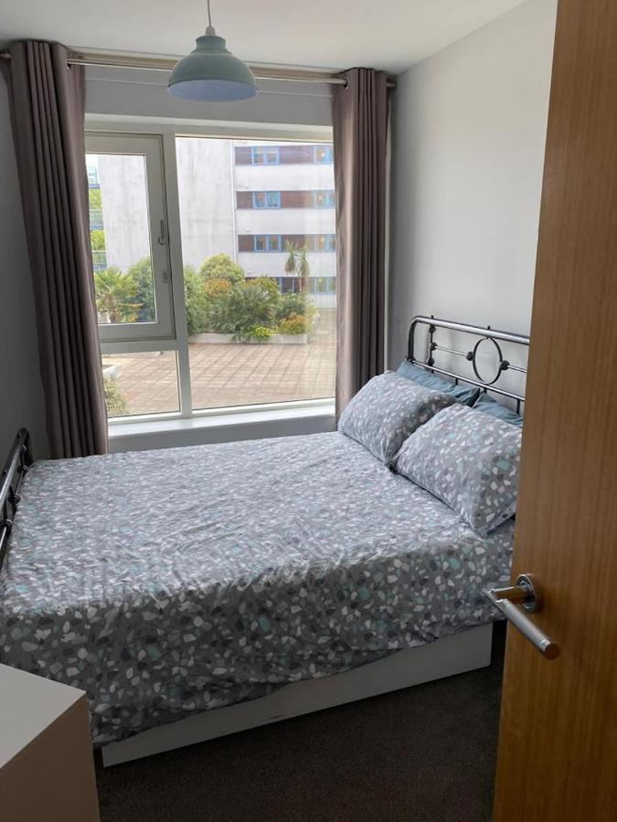 Gunwharf Apartment ポーツマス エクステリア 写真